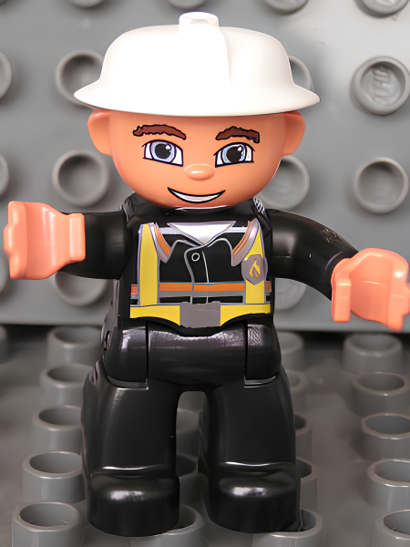 Минифигурка Lego Duplo Figure Lego Ville, Male Fireman, Black Legs, Nougat Hands, White Helmet, Blue Eyes 47394pb122